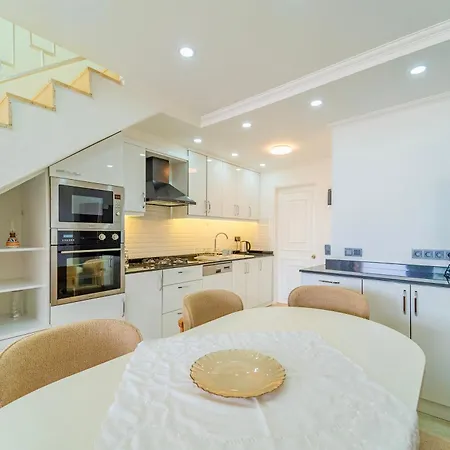 Kalkan Merkezde Modern, Havuzlu Dublex Holiday home Kas