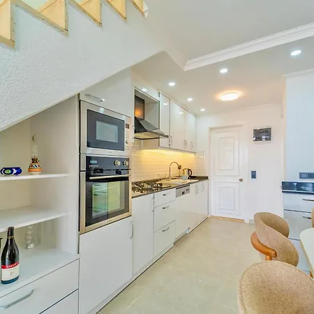 Semesterbostad Stunning Modern Duplex In Kalkan