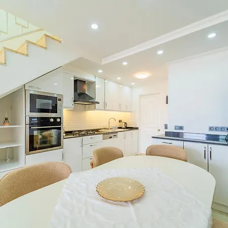 Stunning Modern Duplex In Kalkan Kaş