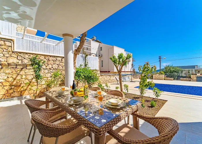 펜션 Stunning Modern Duplex In Kalkan 카스