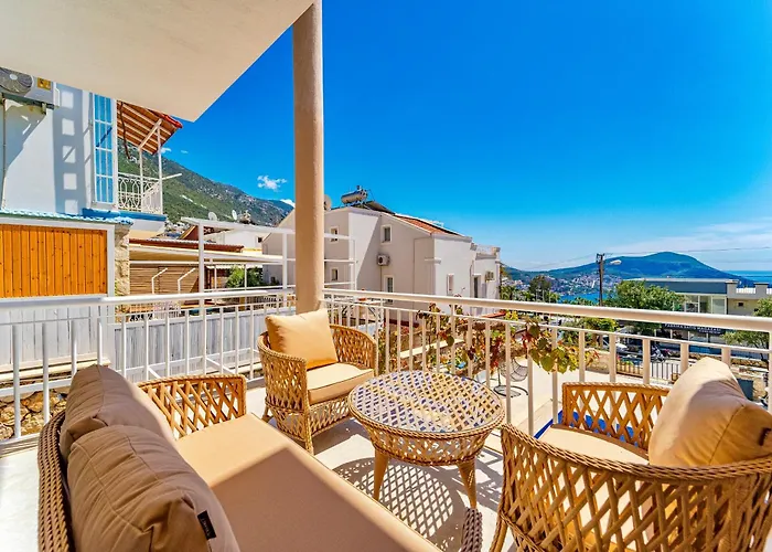 Stunning Modern Duplex In Kalkan 펜션 *