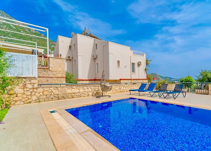 Stunning Modern Duplex In Kalkan 펜션 *