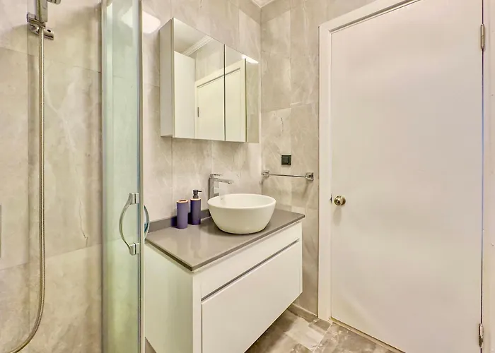 펜션 Stunning Modern Duplex In Kalkan 카스